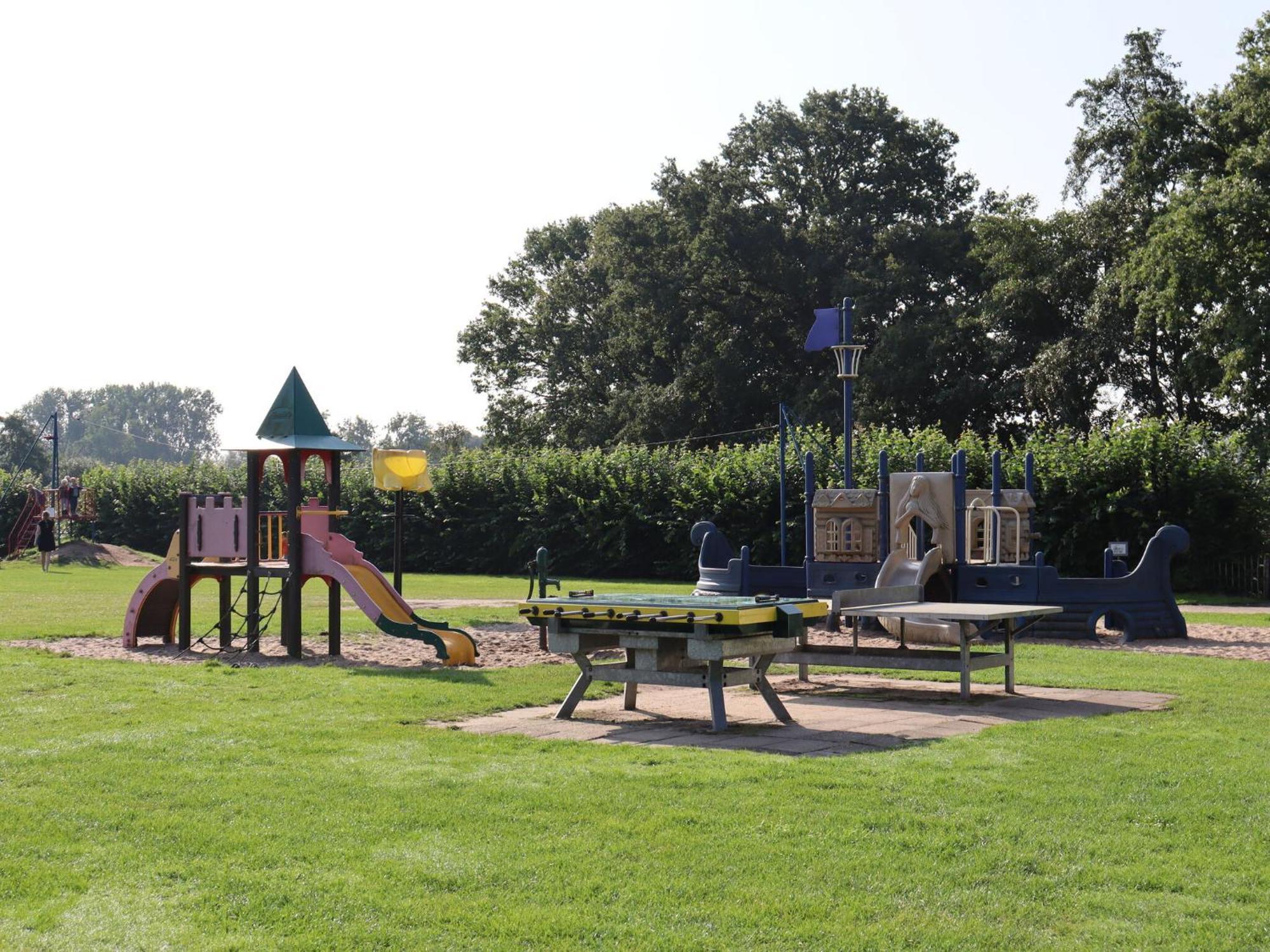 Chalet Near The Loonse And Drunense Duinen Udenhout ภายนอก รูปภาพ